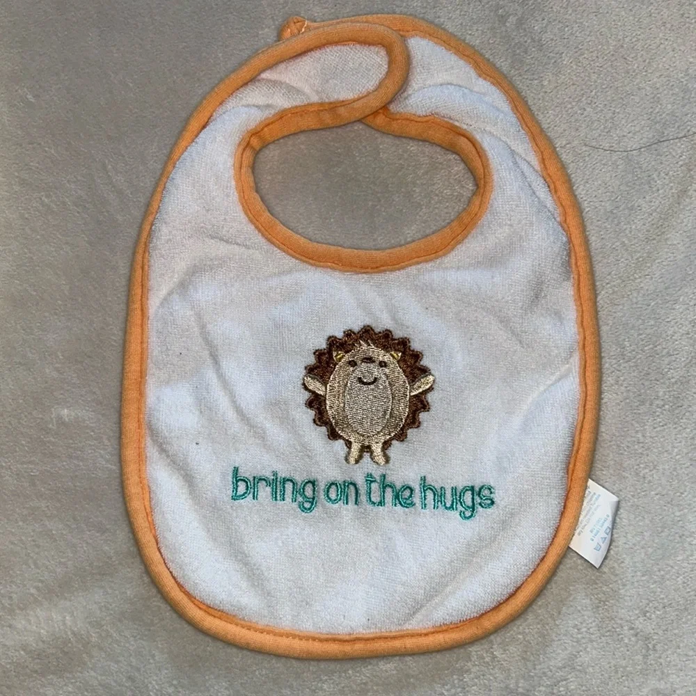 (4) Baby Bibs Bundle - Picture 3 of 6